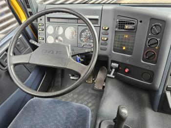 CF 85.330 ATI / 40 t/m CRANE / KRAN / 8.500 km!